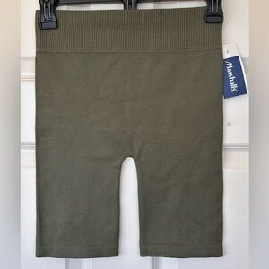 Bozzolo Brand Bike Shorts Wide Waistband Size Small‎ NWT